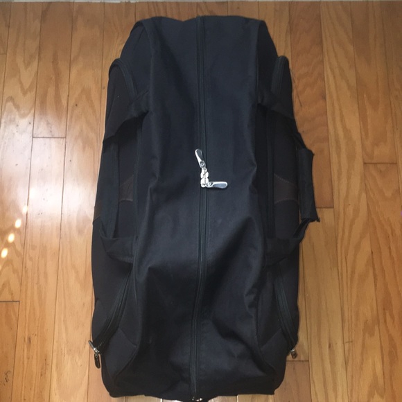 Larger Sized Luggage Bag (26 inch) - Picture 3 of 14